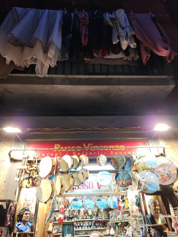 Suite San Gennaro เนเปิลส์ ภายนอก รูปภาพ